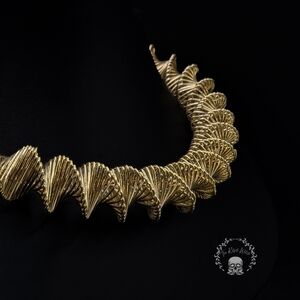 NWOT Modern Spiral Wire Spring Necklace